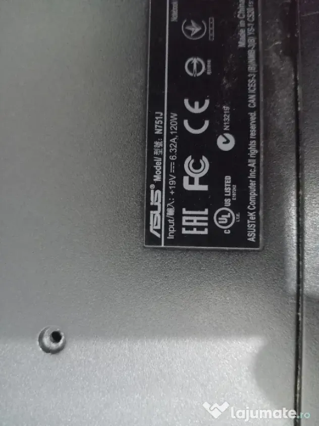 Laptop ASUS N751J pentru piese de schimb