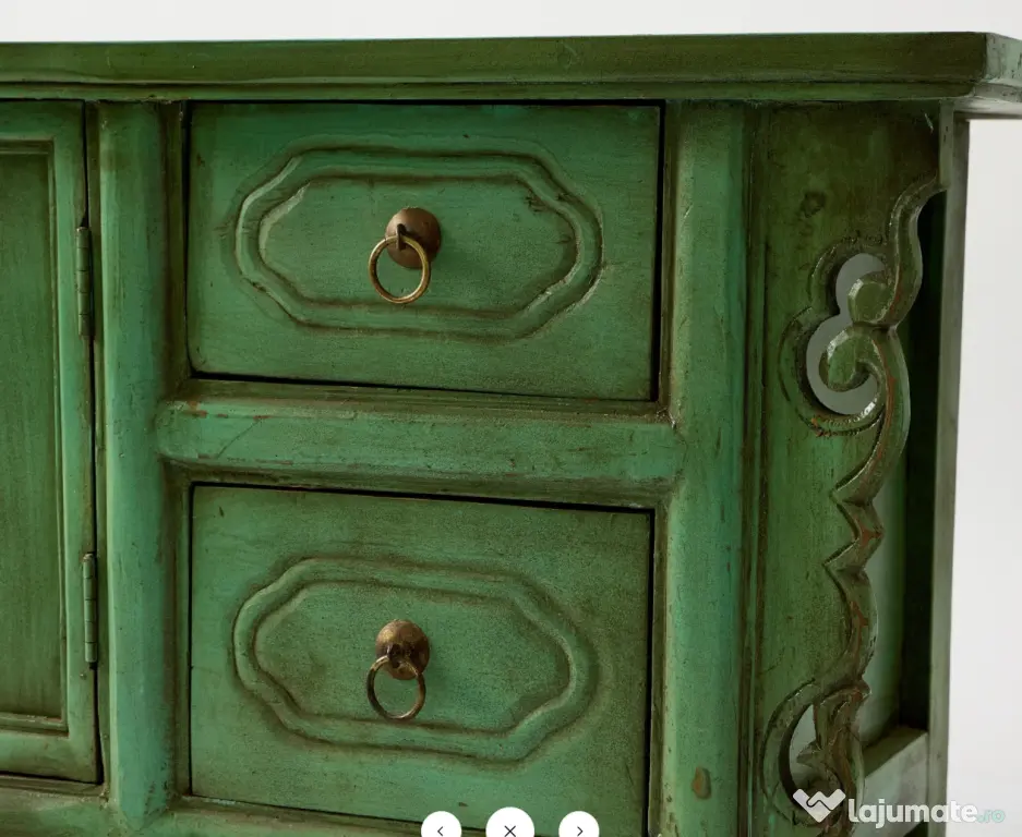 Comoda Verde din Lemn Sculptat
