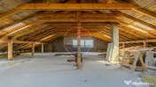 Vilă cu 14 camere la gri în Carpinis | COMISION 0% | 