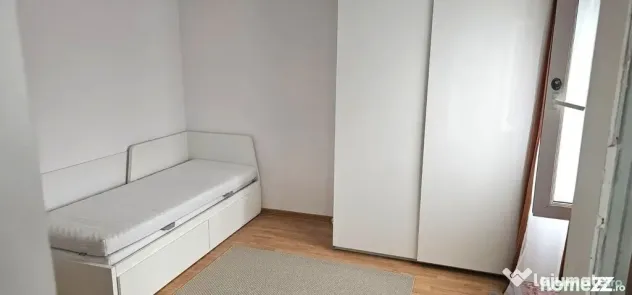 De inchiriat apartament cu o camera si balcon, etaj 4, Ma... - Galati (Galati)