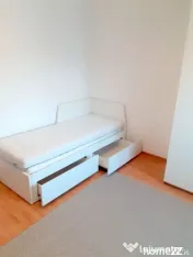 De inchiriat apartament cu o camera si balcon, etaj 4, Ma... 