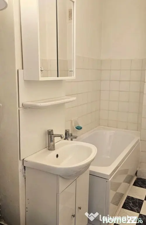 De inchiriat apartament cu o camera si balcon, etaj 4, Ma... - Galati (Galati)