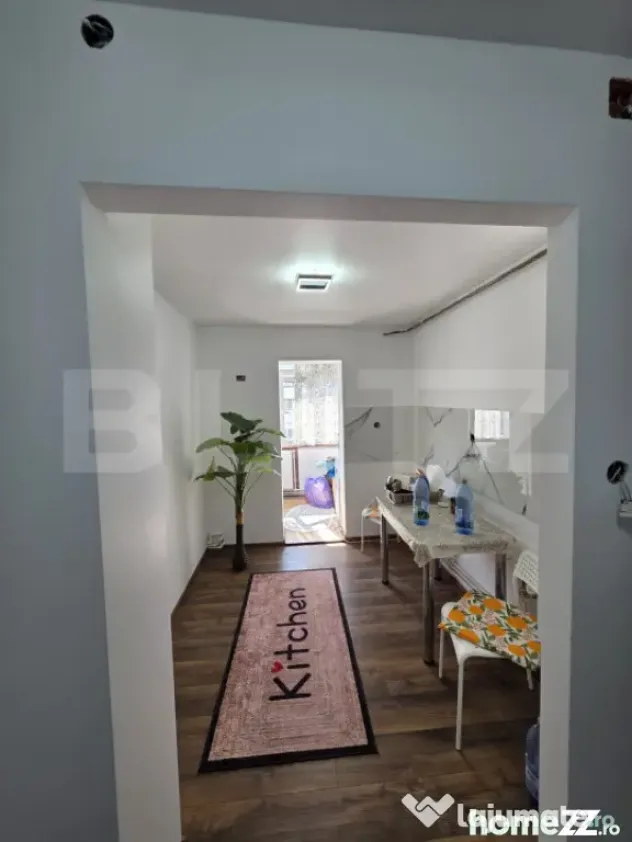 Apartament o camera, 51mp, Decomandat, Zona Micro 17 - Galati (Galati)