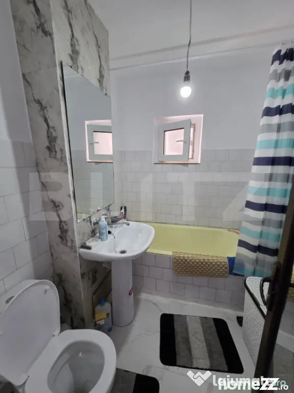 Apartament o camera, 51mp, Decomandat, Zona Micro 17 - Galati (Galati)