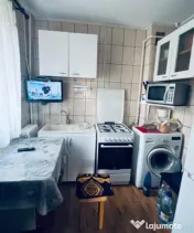 Apartament 2 camere, etaj 1, decomandat,, zona centrala-Blaj 