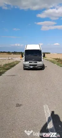 Dubă. Iveco. Daily.