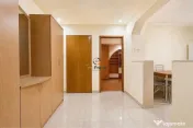 Apartament decomandat etaj 2 zona Lipovei 