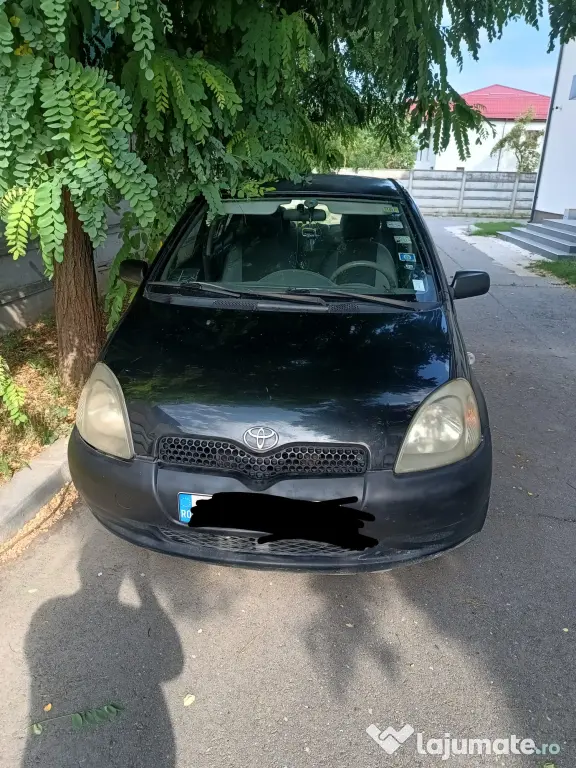 Vând Toyota Yaris