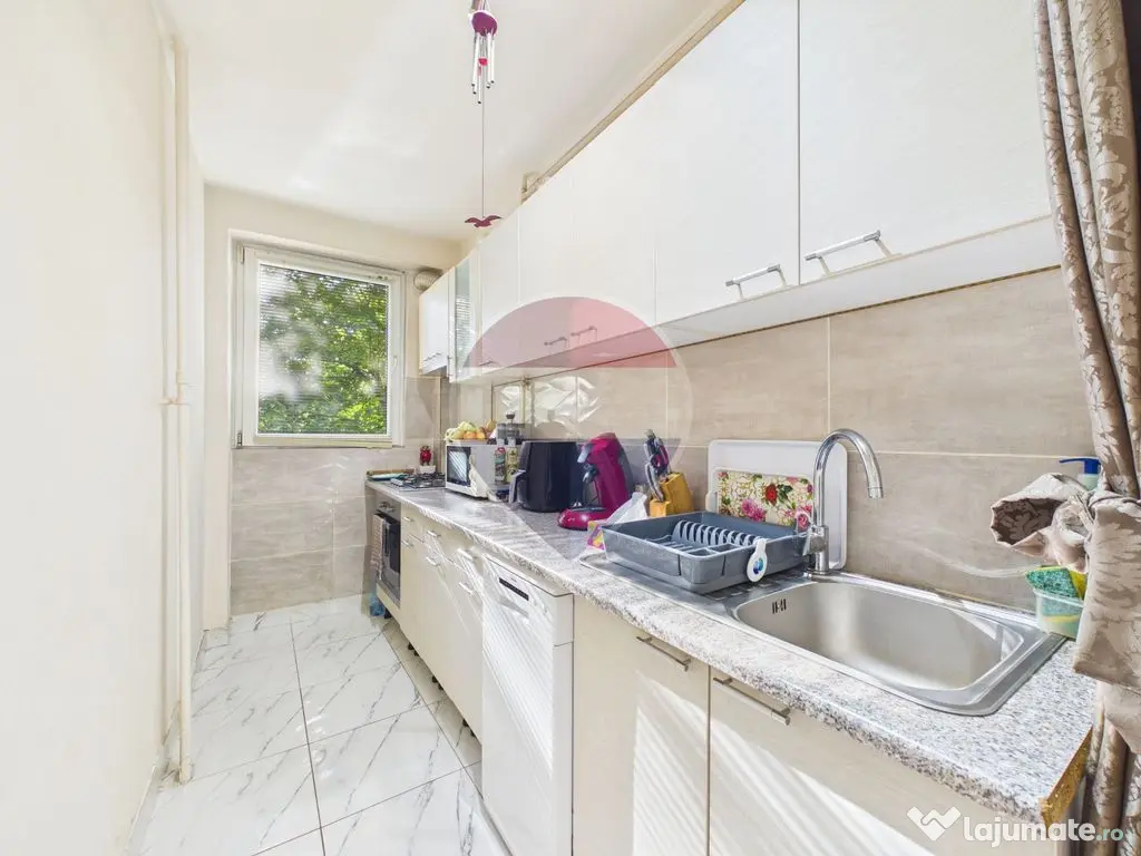 Apartament 3 camere de vanzare Rahova-Alexandriei - Bucuresti (Bucuresti-Ilfov)