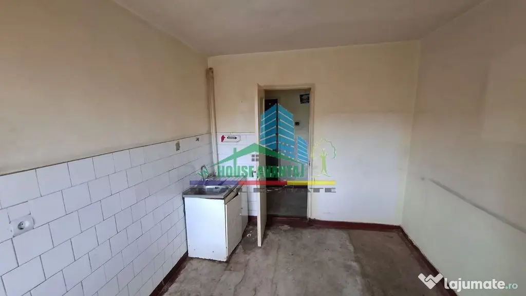 Apartament 3 camere Ultracentral -zona Casa Pensiilor –... - Focsani (Vrancea)