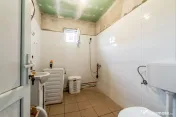 Casă, gospodărie cu teren de 1.345 mp în Galșa-Șiria 