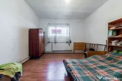 Casă, gospodărie cu teren de 1.345 mp în Galșa-Șiria 