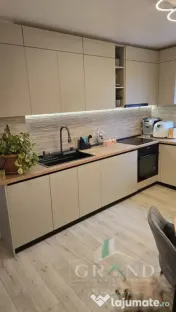 3 camere RENOVAT | 67 mp | 2 Balcoane | Piata Zorilor-Mobila 