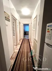 Cameră de închiriat într-un apartament cu 2 camere | Măn 