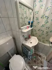Cameră de închiriat într-un apartament cu 2 camere | Măn 