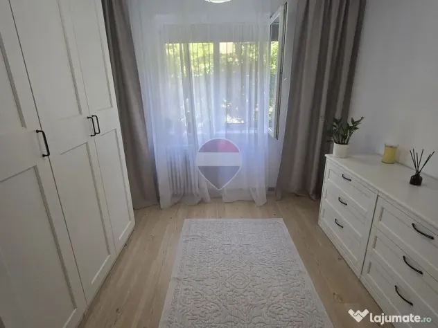 Apartament cu 3 camere de vânzare în zona Crangasi - Bucuresti (Bucuresti-Ilfov)