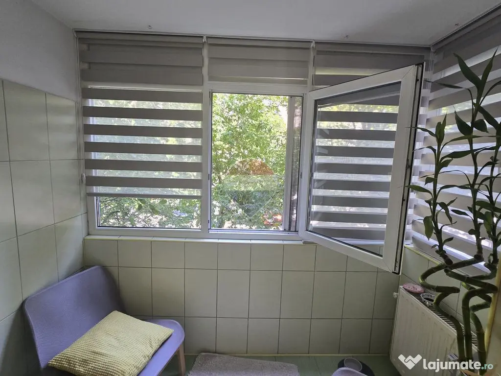 Apartament cu 3 camere de vânzare în zona Crangasi - Bucuresti (Bucuresti-Ilfov)