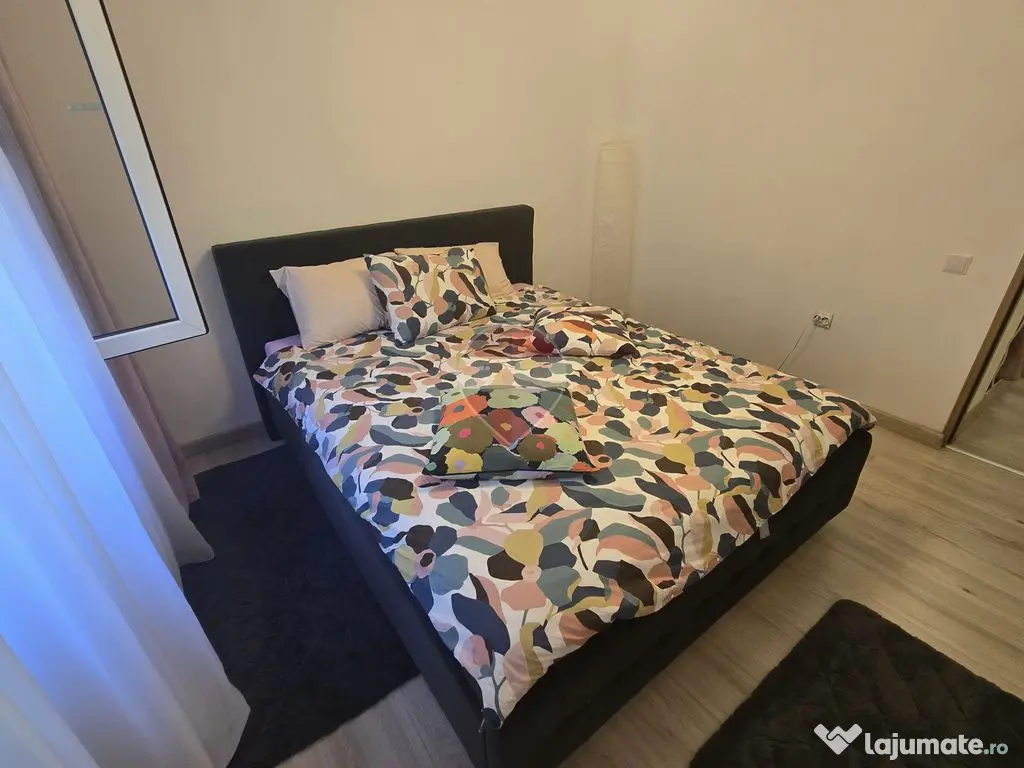 Apartament cu 3 camere de vânzare în zona Crangasi - Bucuresti (Bucuresti-Ilfov)
