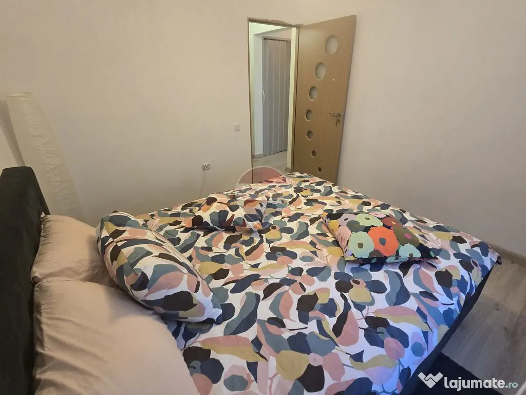 Apartament cu 3 camere de vânzare în zona Crangasi - Bucuresti (Bucuresti-Ilfov)