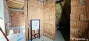 COMUNA BERCENI - CASĂ 5 CAMERE, 300 MP TEREN, SEMIFINISATĂ