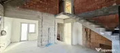 COMUNA BERCENI - CASĂ 5 CAMERE, 300 MP TEREN, SEMIFINISATĂ