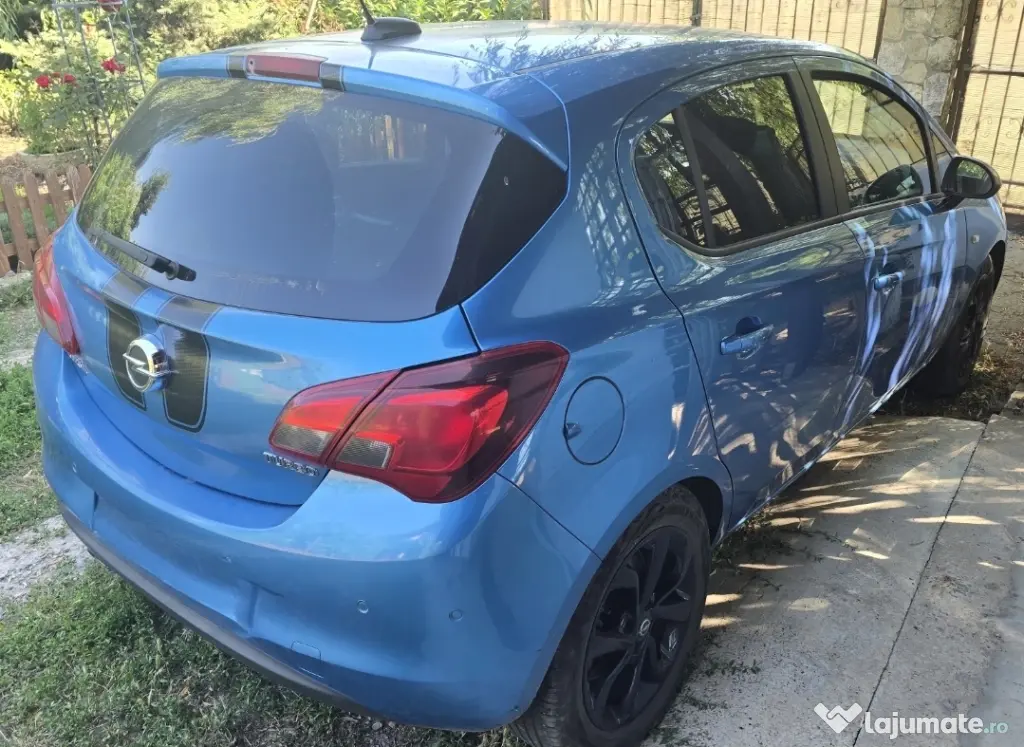 Opel Corsa E varianta sport showroom