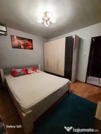 Vând apartament cu doua camere decomandat
