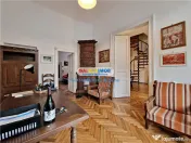 Casa veche renovata, parter mansarda, curte proprie, Foisoru 