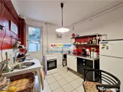 Casa veche renovata, parter mansarda, curte proprie, Foisoru 