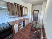 Apartament 3 camere, decomandat, Zona centrala 
