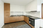 Casă modernă tip duplex înHorpaz – confort, spațiu și