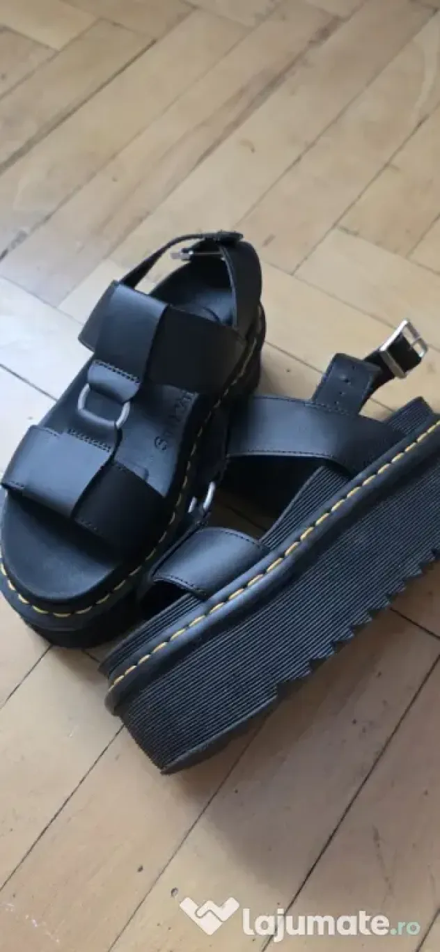 Sandale Dr.Martens