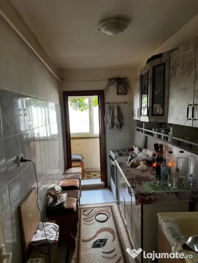 Apartament o camera Dacia, parter, 33mp+balcon 7mp - Iasi (Iasi)