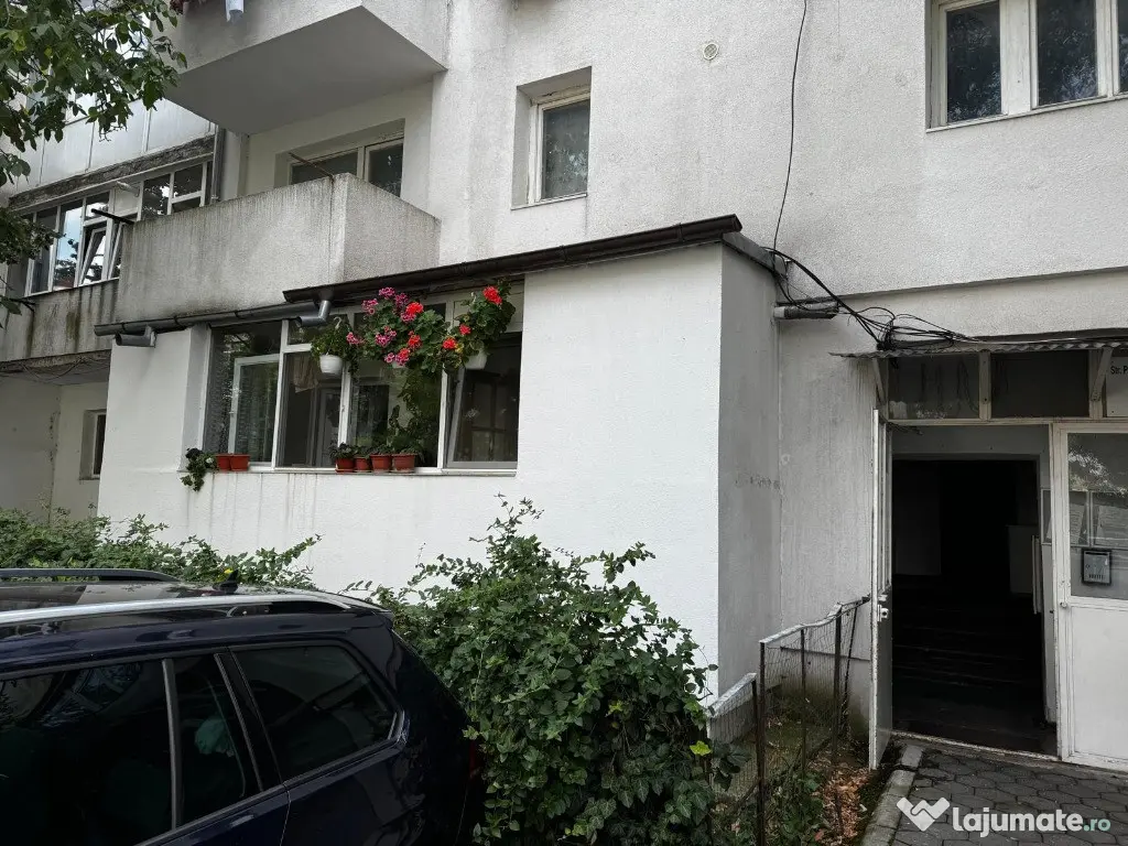 Apartament o camera Dacia, parter, 33mp+balcon 7mp - Iasi (Iasi)
