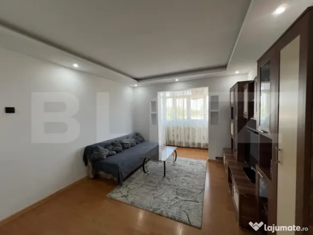 Apartament de inchiriat, 3 camere, 55 mp, centrala proprie - Craiova (Dolj)