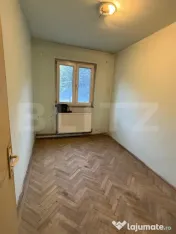 Apartament 3 camere, etajul 1, de renovat
