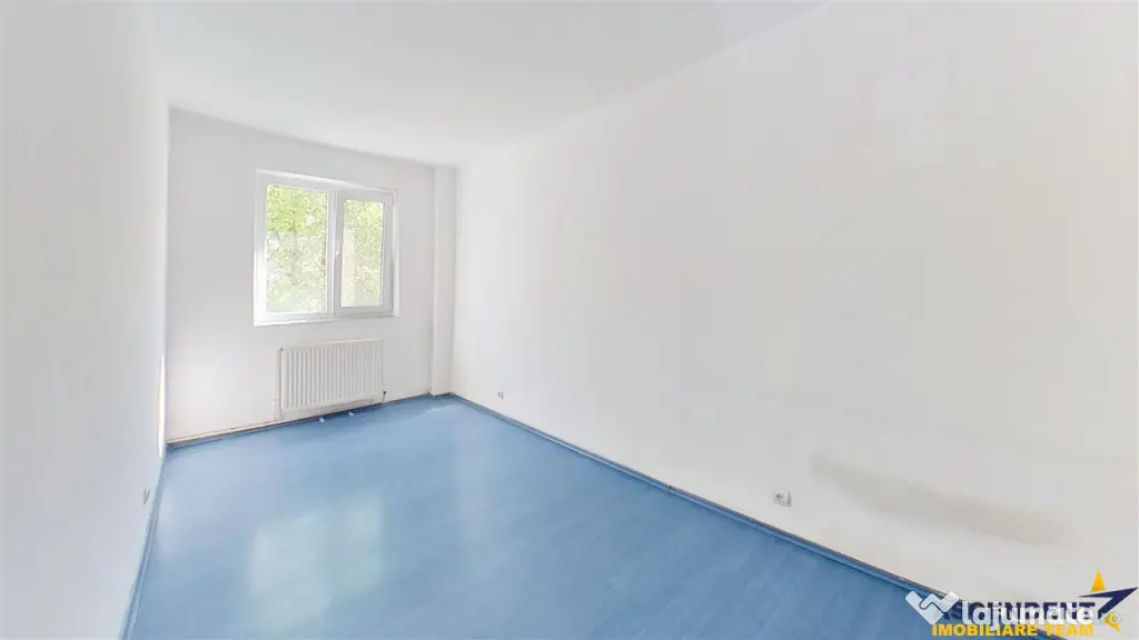 Tur 3D! Apartament 3 camere, decomandat, etaj 1, Electroprec - Brasov (Brasov)