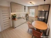 3 camere, Piața Zorilor, 67 mp utili, 2 balcoane, etaj i...