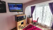 Garsoniera decomandata si curte proprie in Piata Cluj 