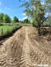 Teren intravilan, 1300 mp, front la strada, utilitati, Iara 