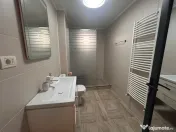 - La Cheie Apartament 2 camere, etaj 1, zona Plantelor. Mobi 