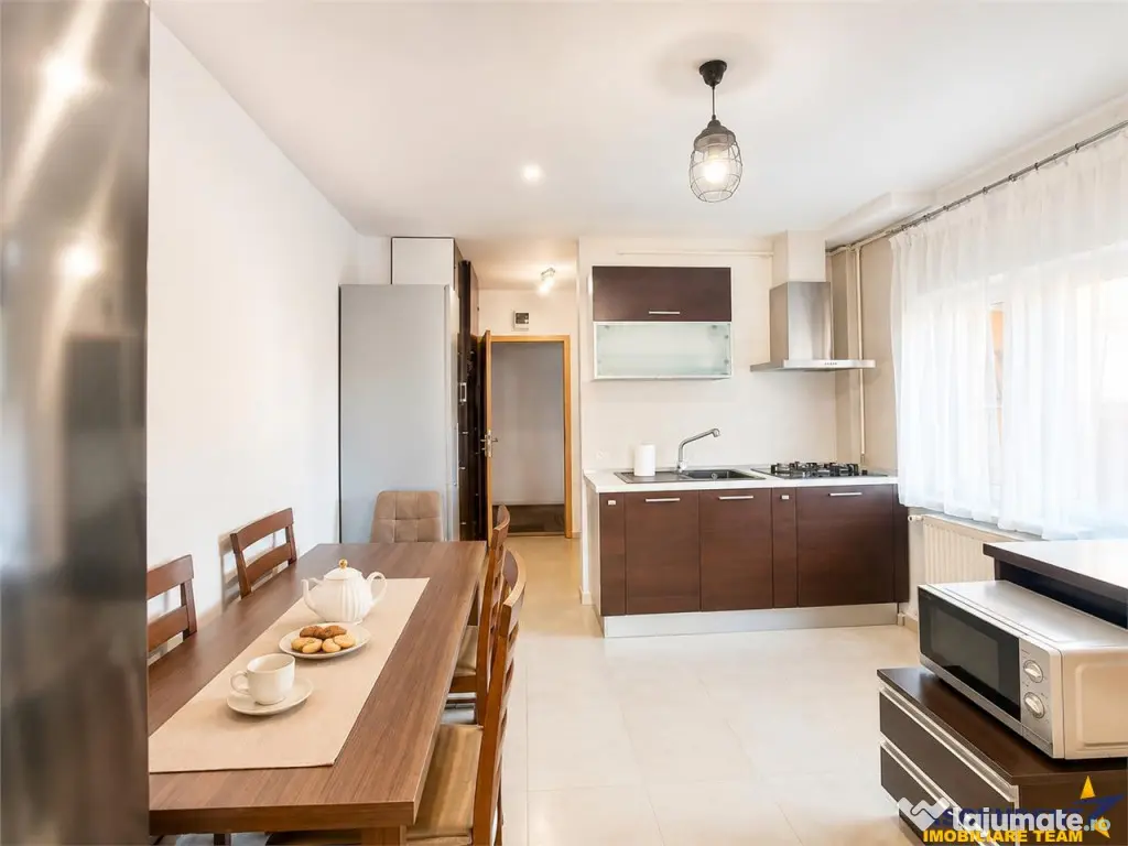 2 camere cu caracter, regim vila, echipate, panorama montana - Brasov (Brasov)