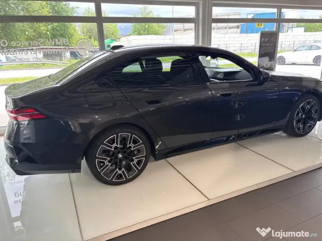 BMW Seria 5 An 2025