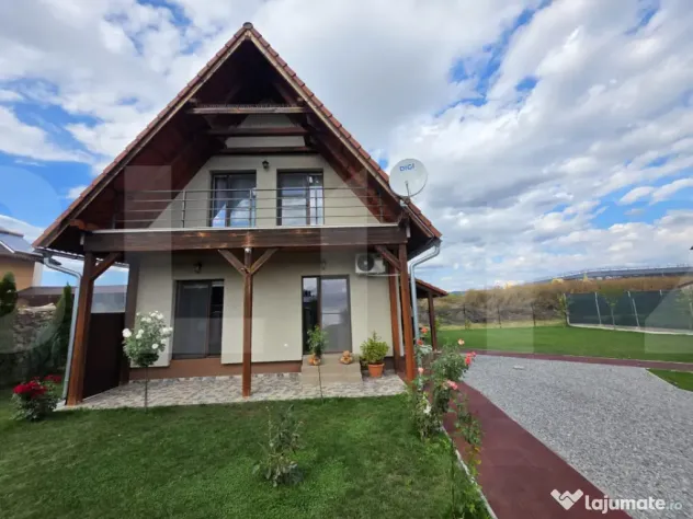 Casa ultramoderna intr-o zona apreciata a orasului - Arcus (Covasna)