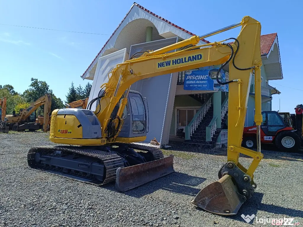 Excavator pe senile New Holland E 135SR, 15 tone, 2011 - Negresti Oas (Satu-Mare)