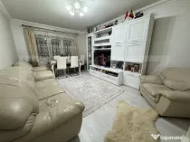 Apartament cu 3 camere, 63 mp, zona Obcini