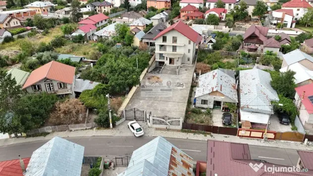 Imobil 444 mp utili | Teren 726 mp | Ideal 3 apartamente ... - Tecuci (Galati)