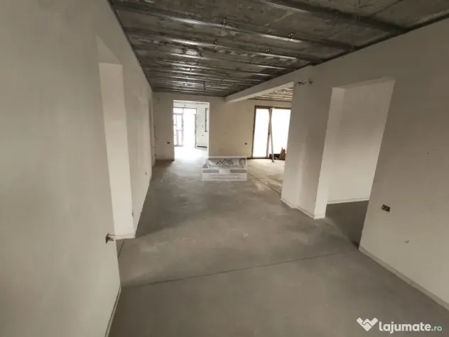 Imobil 444 mp utili | Teren 726 mp | Ideal 3 apartamente ... - Tecuci (Galati)