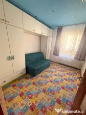 Apartament 3 camere semidecomandat zona Eroilor 