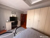 Apartament 3 camere semidecomandat zona Eroilor 